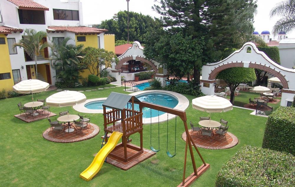 Hotel Vista Hermosa เควนาวากา ภายนอก รูปภาพ