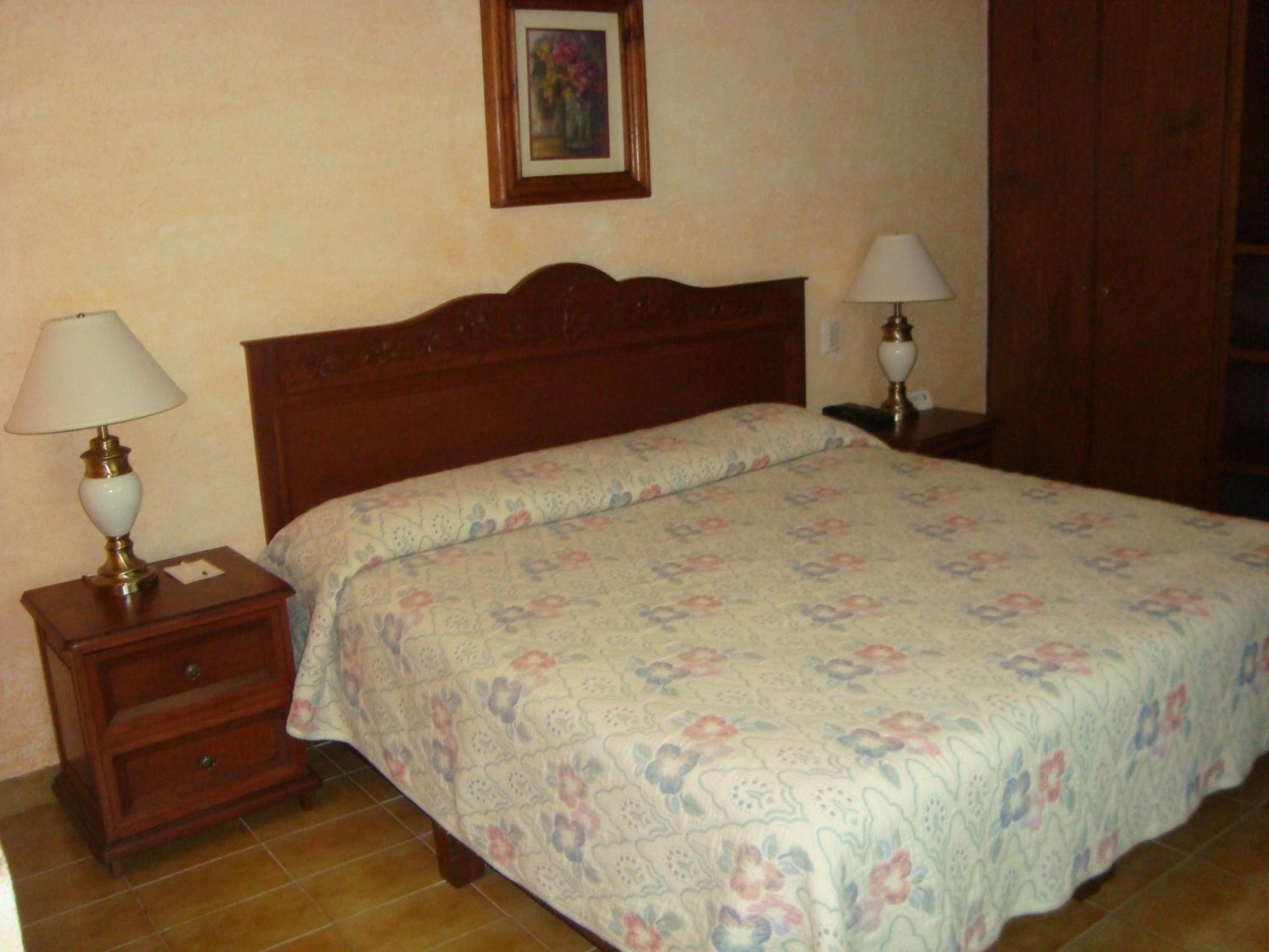 Hotel Vista Hermosa เควนาวากา ภายนอก รูปภาพ