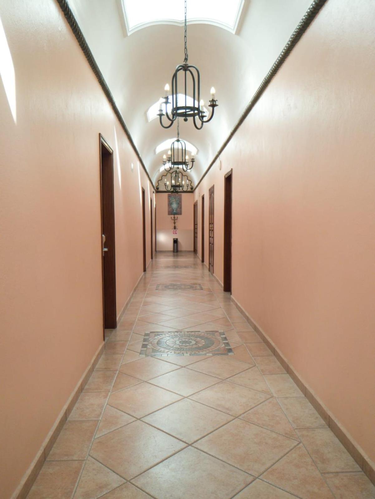 Hotel Vista Hermosa เควนาวากา ภายนอก รูปภาพ