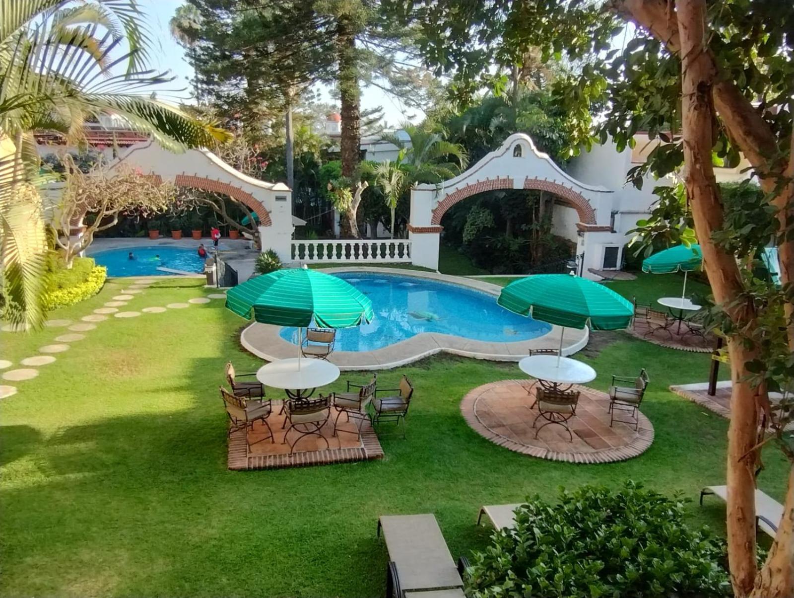 Hotel Vista Hermosa เควนาวากา ภายนอก รูปภาพ