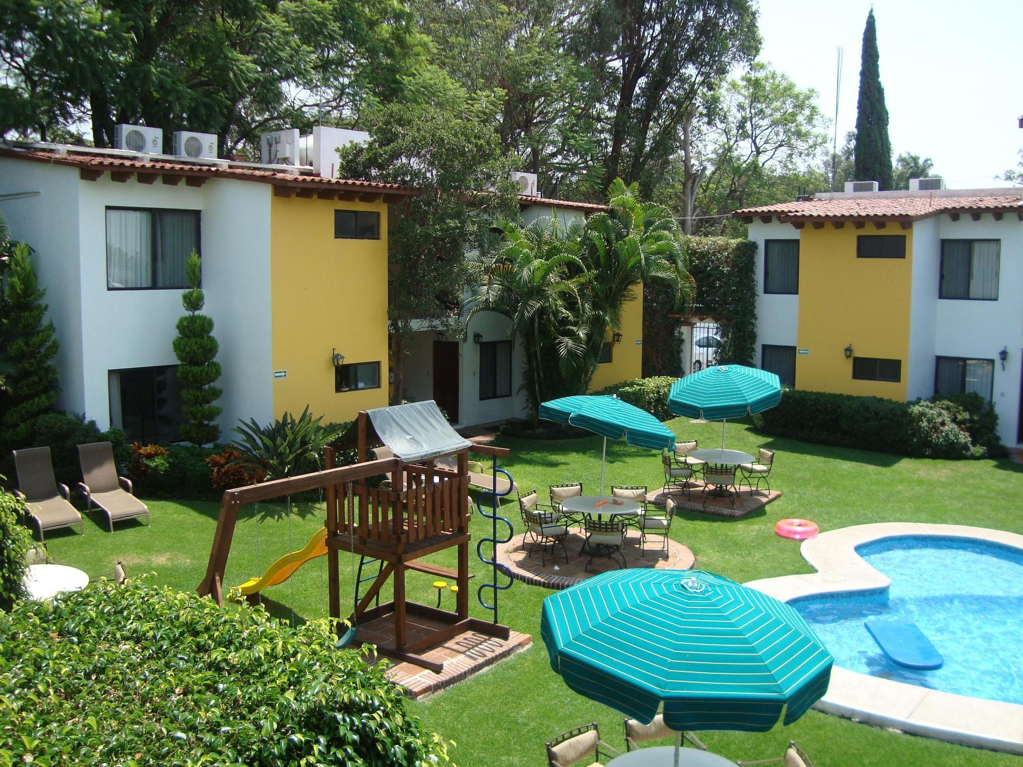 Hotel Vista Hermosa เควนาวากา ภายนอก รูปภาพ