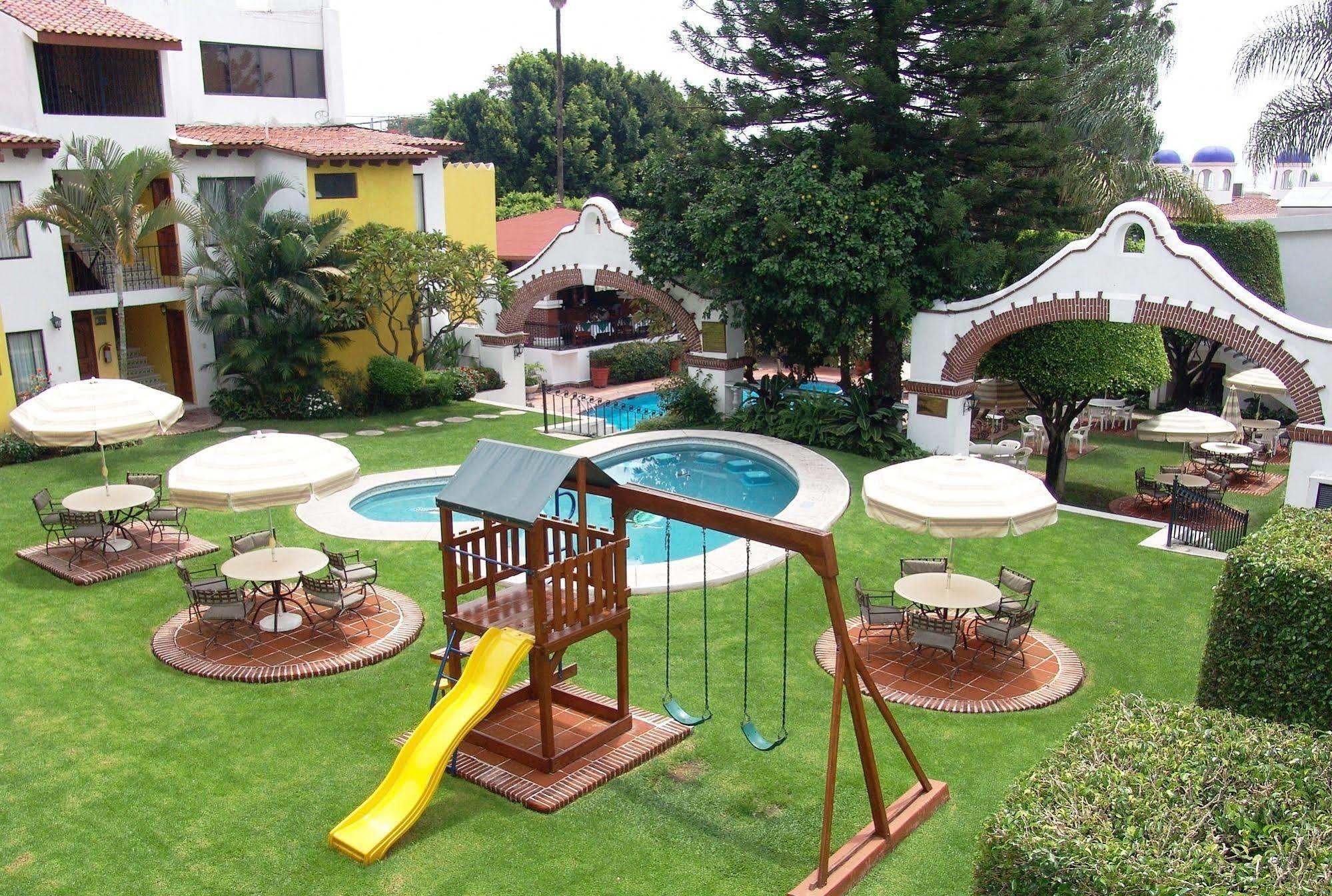 Hotel Vista Hermosa เควนาวากา ภายนอก รูปภาพ